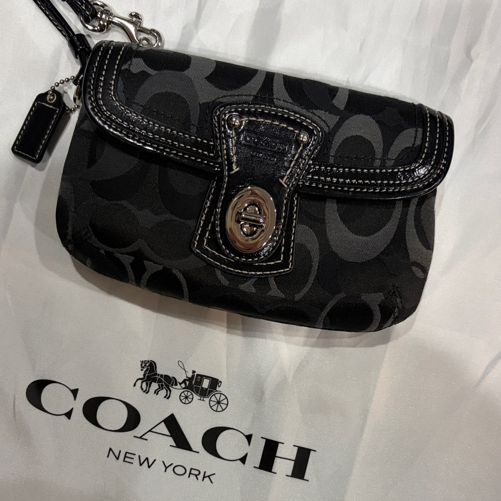 Coach Black Signature Turn-Lock Wristlet Clutch